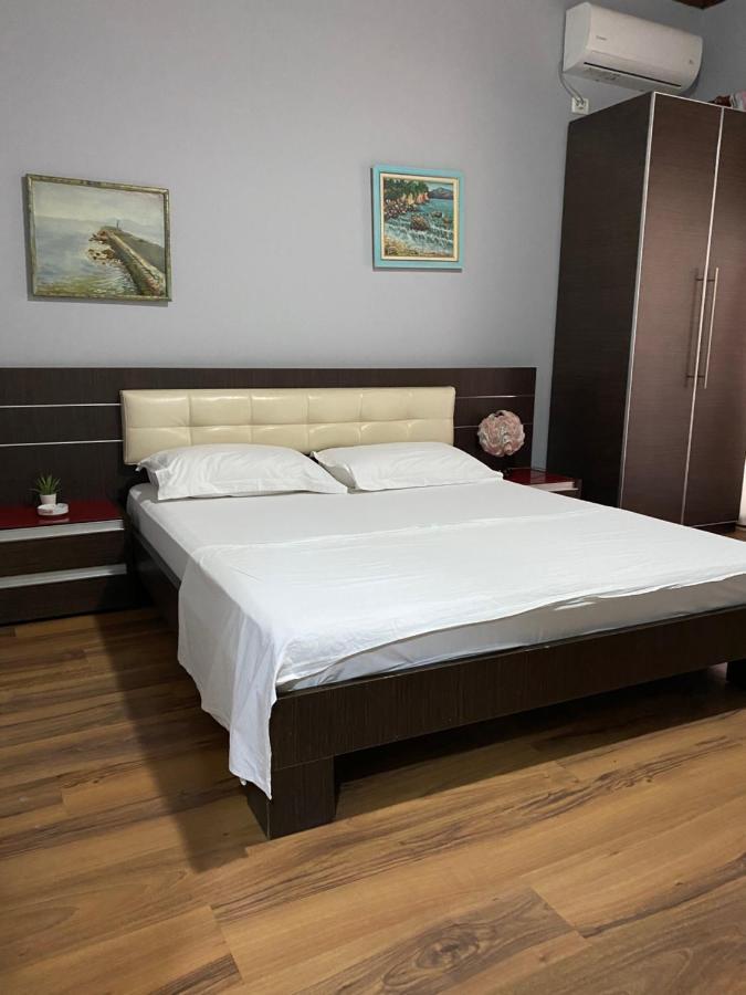 Hotel Bojko Vlorë Εξωτερικό φωτογραφία