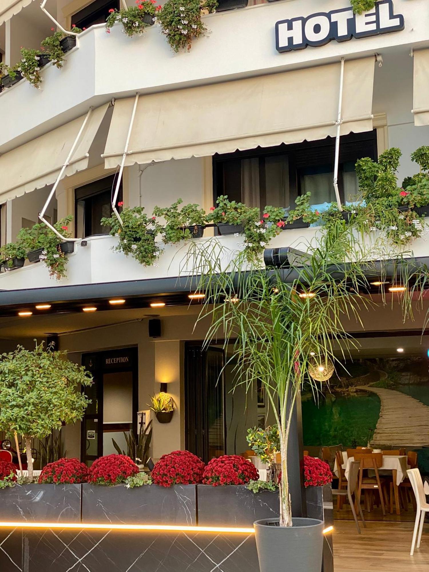 Hotel Bojko Vlorë Εξωτερικό φωτογραφία