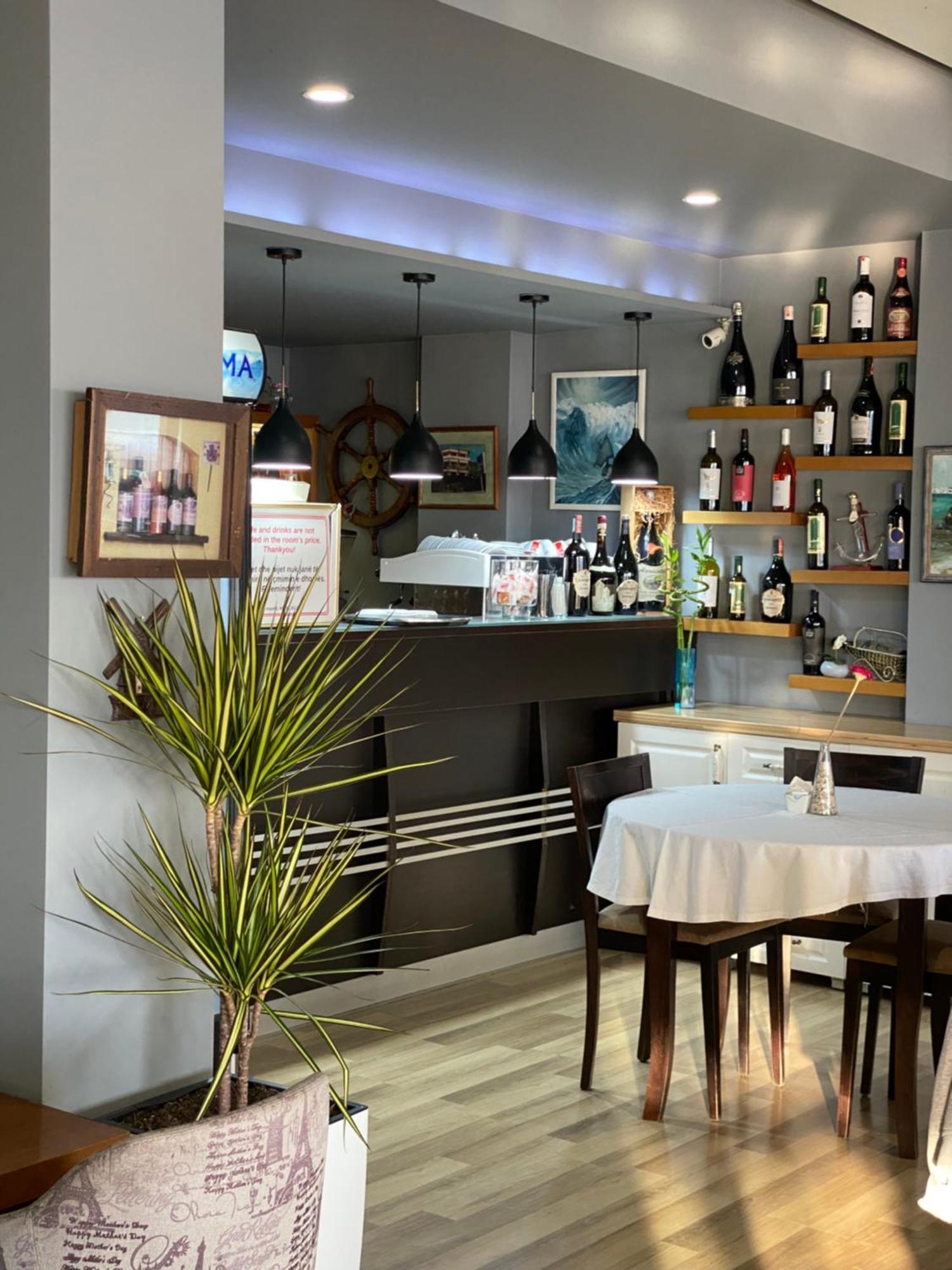 Hotel Bojko Vlorë Εξωτερικό φωτογραφία