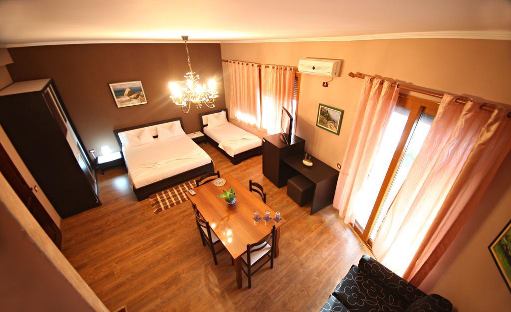 Hotel Bojko Vlorë Δωμάτιο φωτογραφία